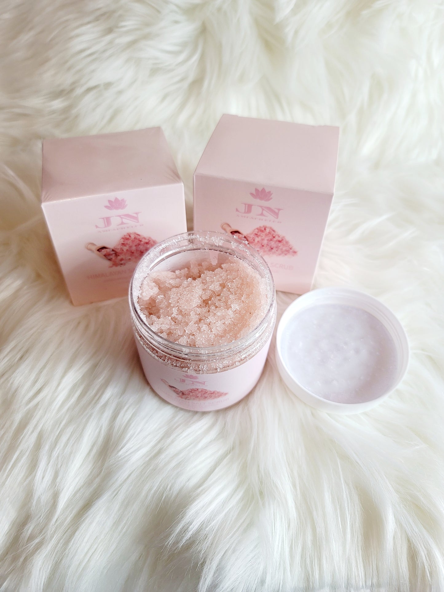 JNA body scrub Himalayan salt.